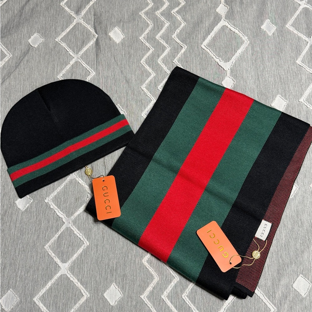 NEW* GUCCI Scarf and Hat Set